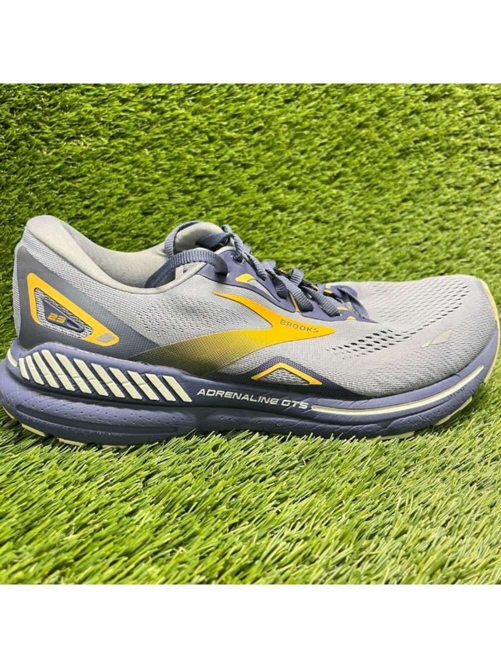 Brooks Adrenaline GTS 23 Mens Size 10 Gray Blue Athletic Running Shoes Sneakers